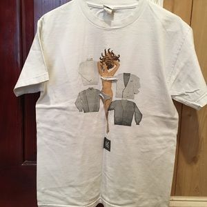 Akomplice (AK) R-Rated Tee